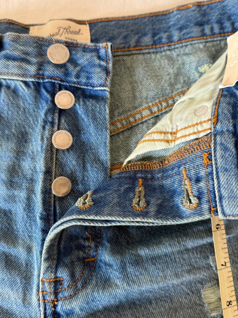 Universal Thread High Rise Mini Shorts Size 4 Distressed Button Closure NWT - Picture 4 of 10